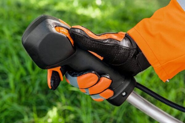 БЕНЗОКОСА STIHL FS 94 C-E