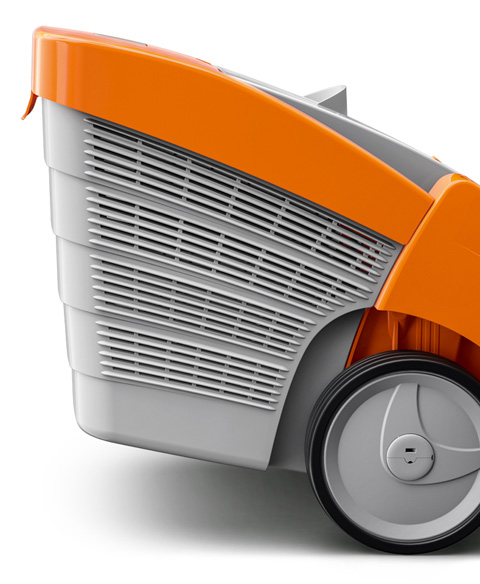 АККУМУЛЯТОРНАЯ ГАЗОНОКОСИЛКА STIHL RMA 235 SET (AK 20, AL 101)