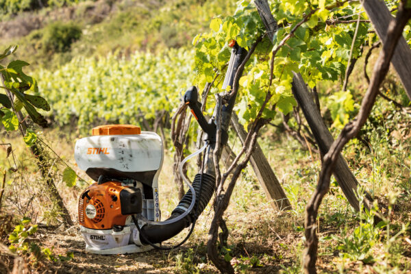 Опрыскиватель STIHL SR 200